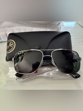 Ray-Ban Aviator Sunglasses